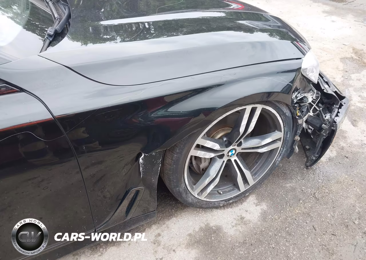 2017 BMW 740I VIN:WBA7E2C5XHG740478 - 18