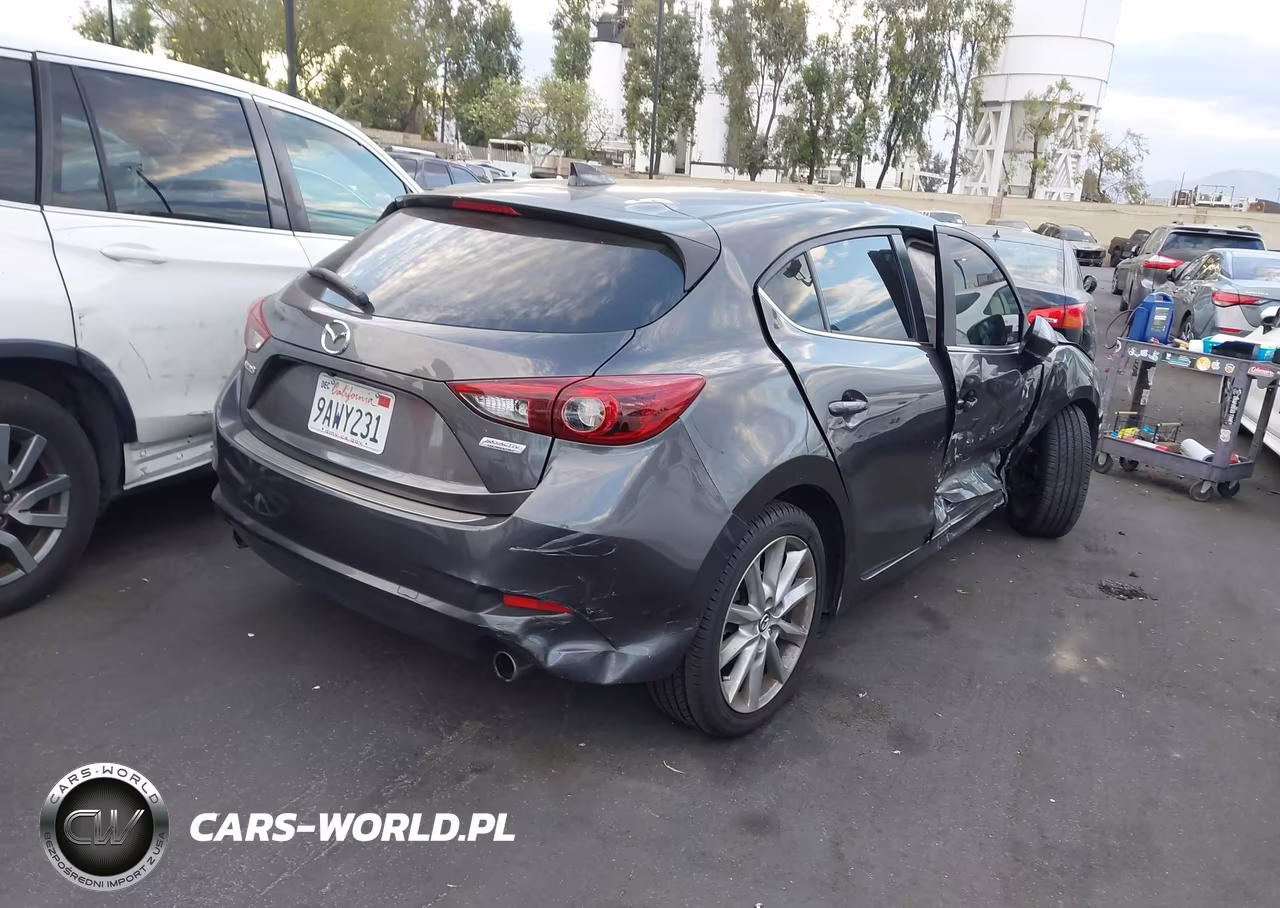 2017 Mazda Mazda3 Grand Touring VIN:JM1BN1M37H1122123 - 4