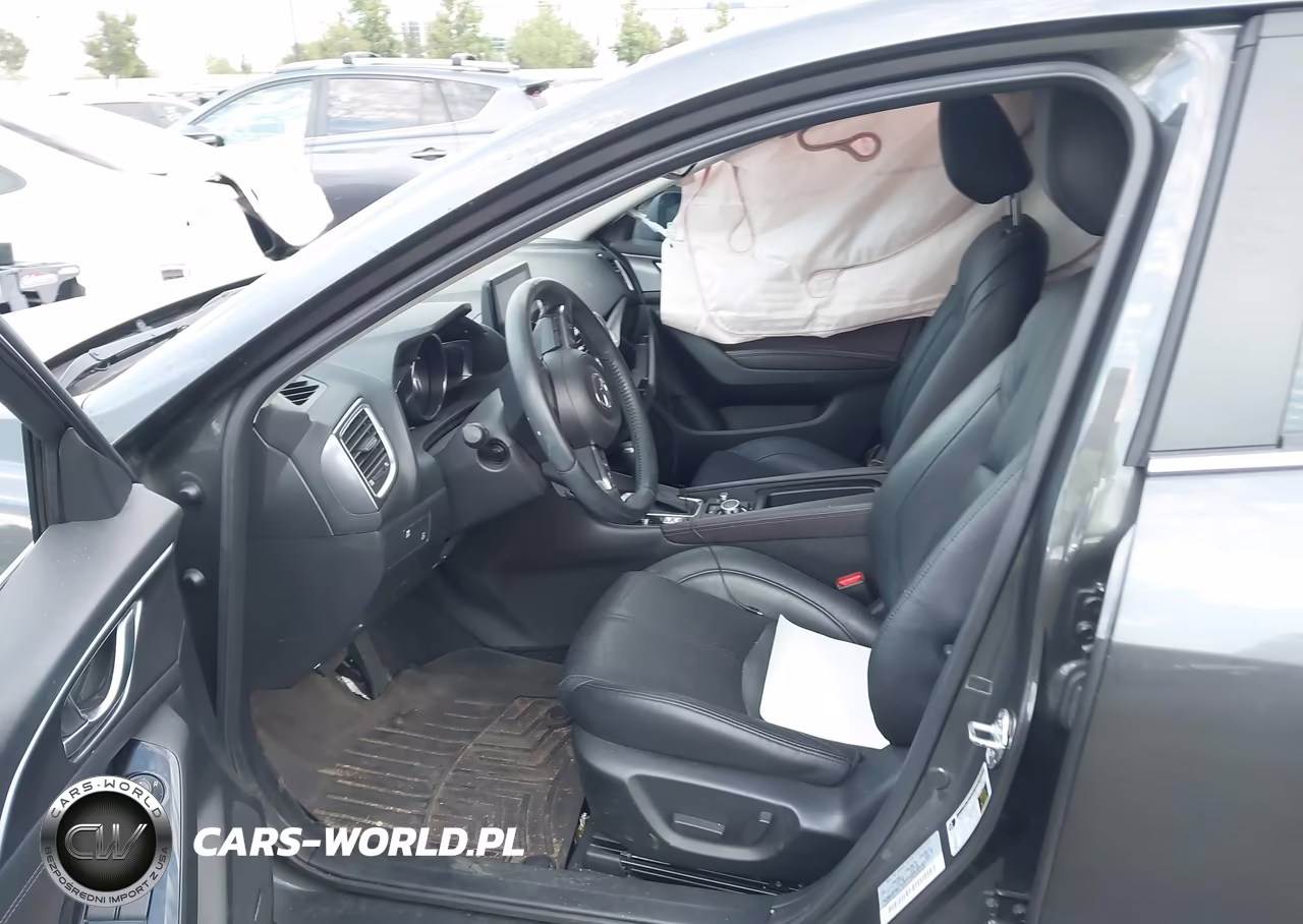 2017 Mazda Mazda3 Grand Touring VIN:JM1BN1M37H1122123 - 5