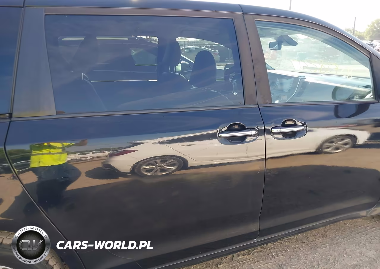 2018 Toyota Sienna Xle VIN:5TDYZ3DC2JS943861 - 13