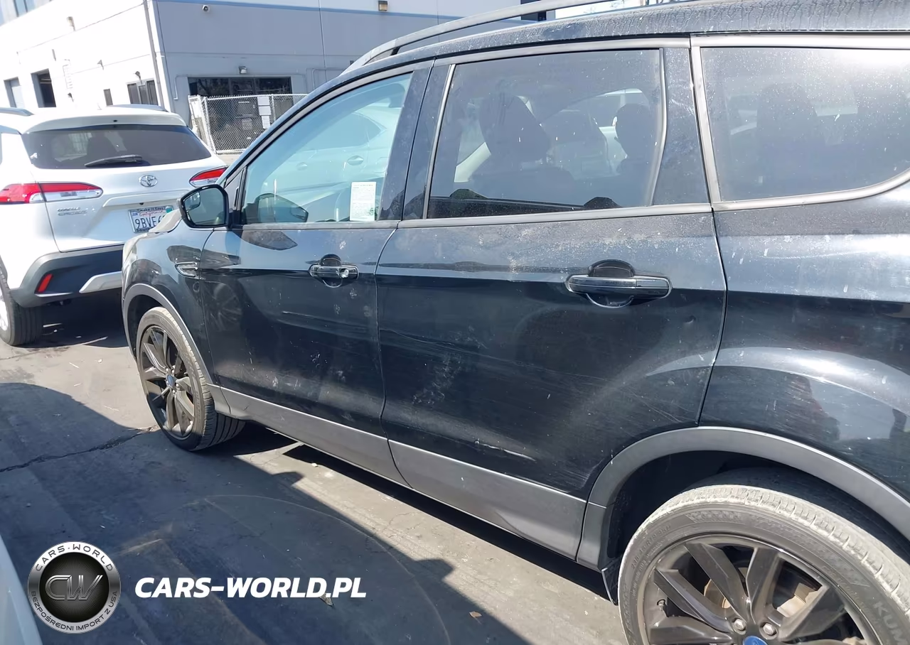 2018 Ford Escape Se VIN:1FMCU0GD6JUD51222 - 15