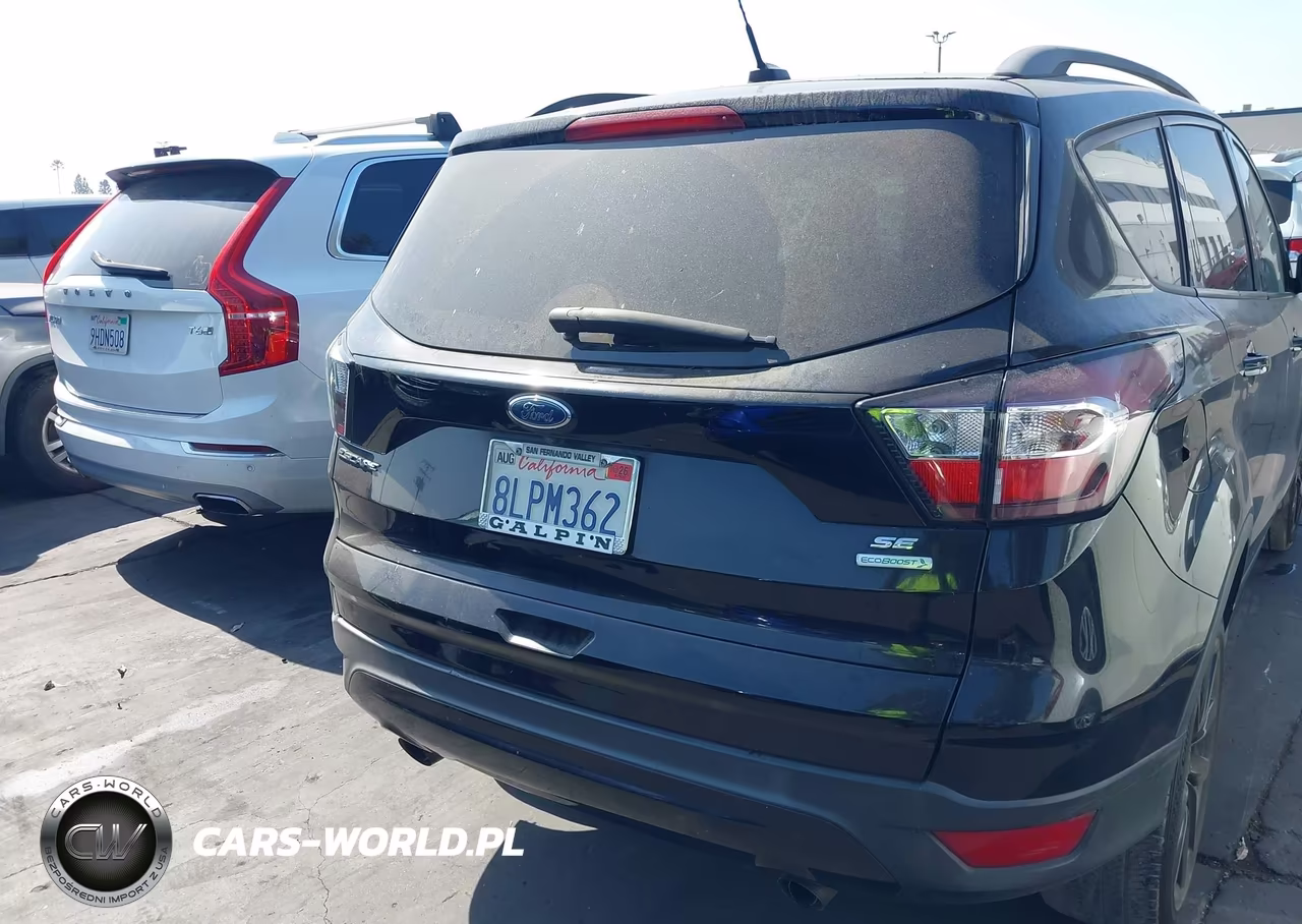 2018 Ford Escape Se VIN:1FMCU0GD6JUD51222 - 17