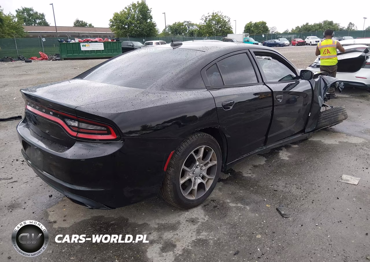 2015 Dodge Charger Sxt VIN:2C3CDXJG1FH919813 - 4