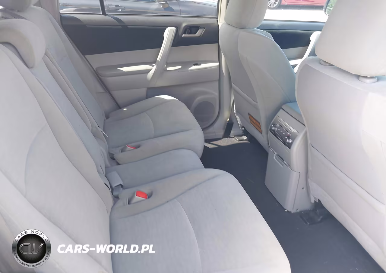 2012 Toyota Highlander Base V6 VIN:5TDZK3EH5CS081418 - 8