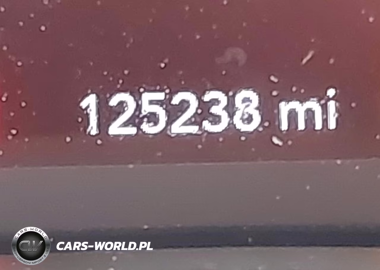 2018 Chrysler Pacifica Touring L VIN:2C4RC1BG7JR356077 - 15