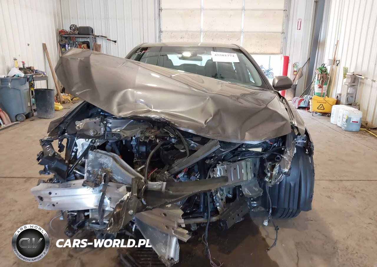 2018 Toyota Camry Hybrid Le VIN:4T1B31HK4JU506707 - 13