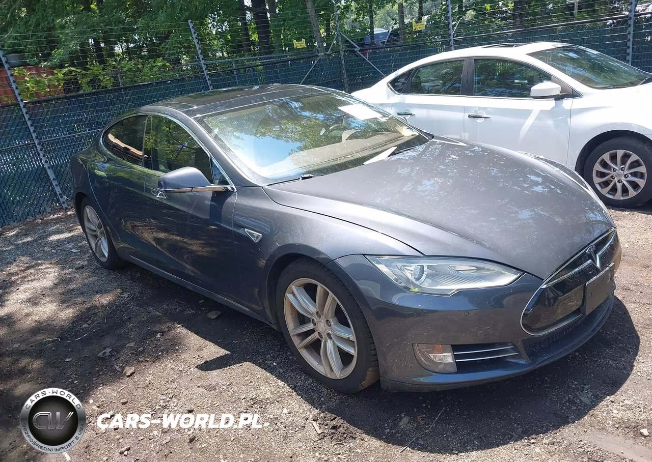 2015 Tesla Model S 70D-85D-P85D – zdjęcie 1 z 18