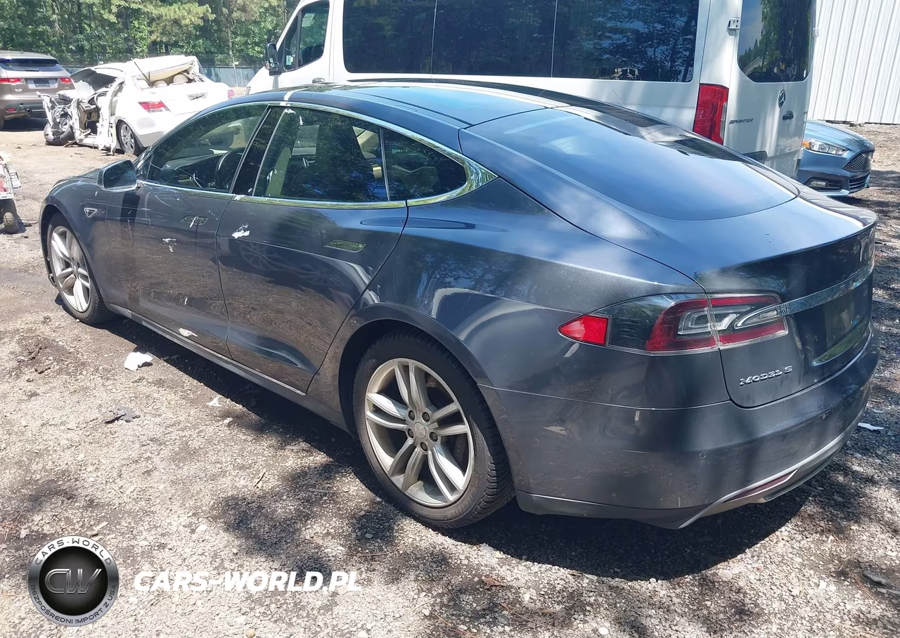 2015 Tesla Model S 70D-85D-P85D VIN:5YJSA1H27FFP78825 - 3