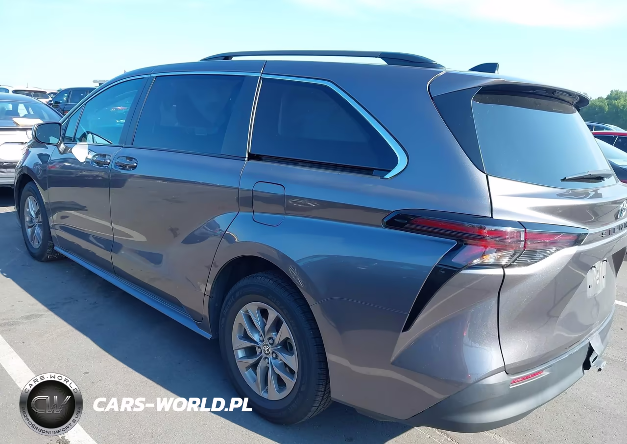 2023 Toyota Sienna Le VIN:5TDKRKEC4PS146356 - 3
