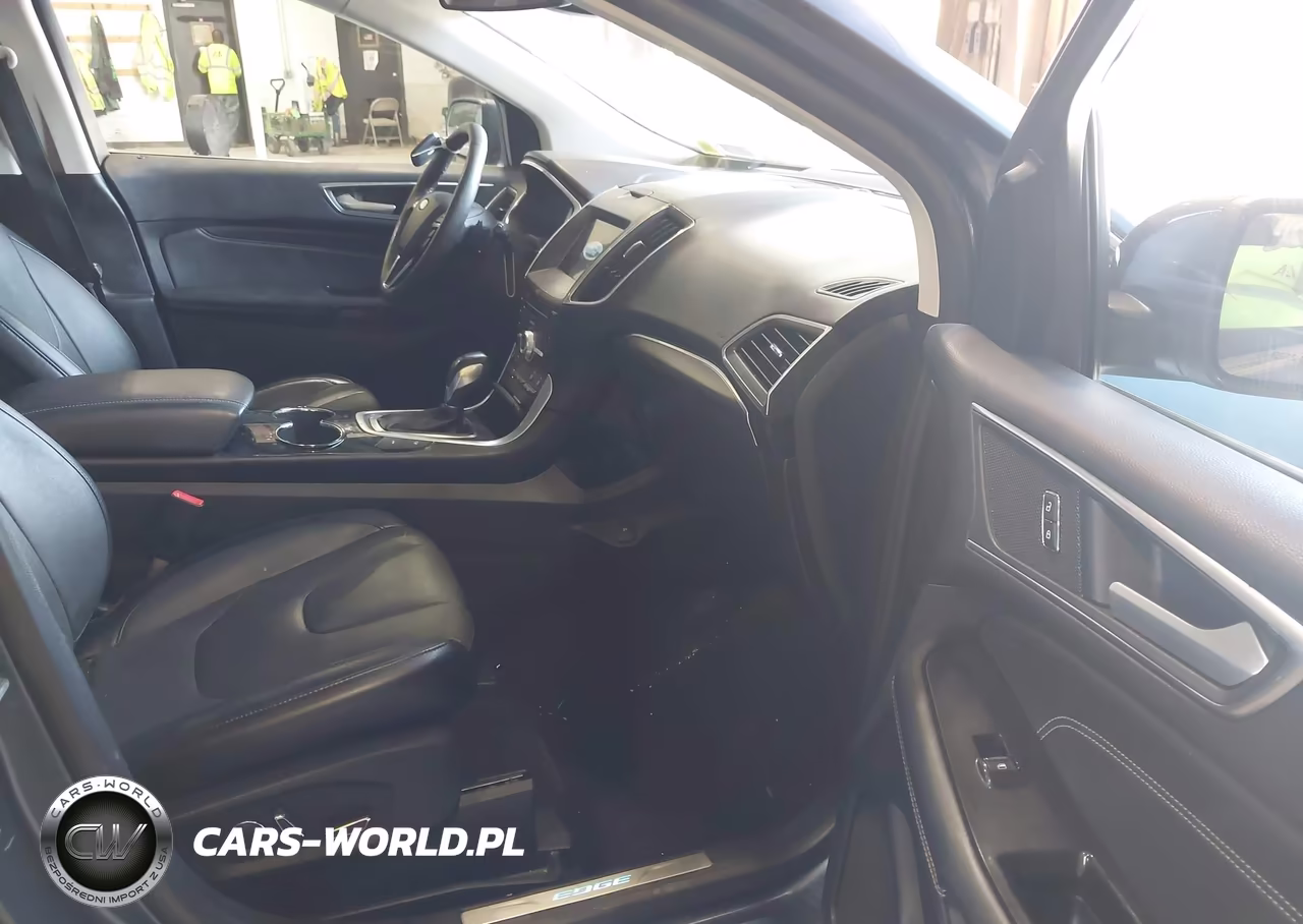 2018 Ford Edge Titanium VIN:2FMPK4K81JBB37009 - 5