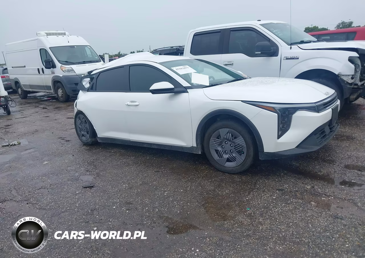 2026 Kia K4 Lx