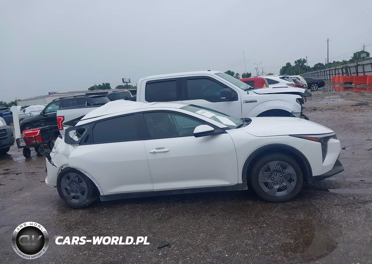 2026 Kia K4 Lx VIN:3KPFT4DE2TE343676 - 13