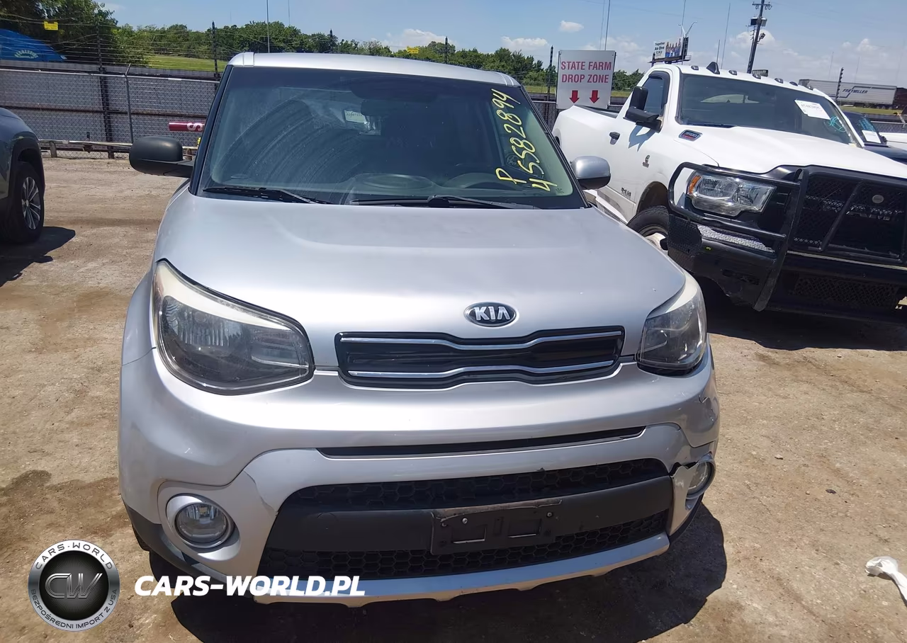 2018 Kia Soul + VIN:KNDJP3A51J7542731 - 12