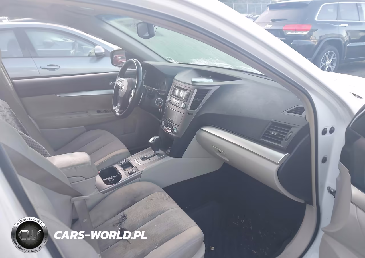 2013 Subaru Outback 2.5I Premium VIN:4S4BRBCC9D3318716 - 5