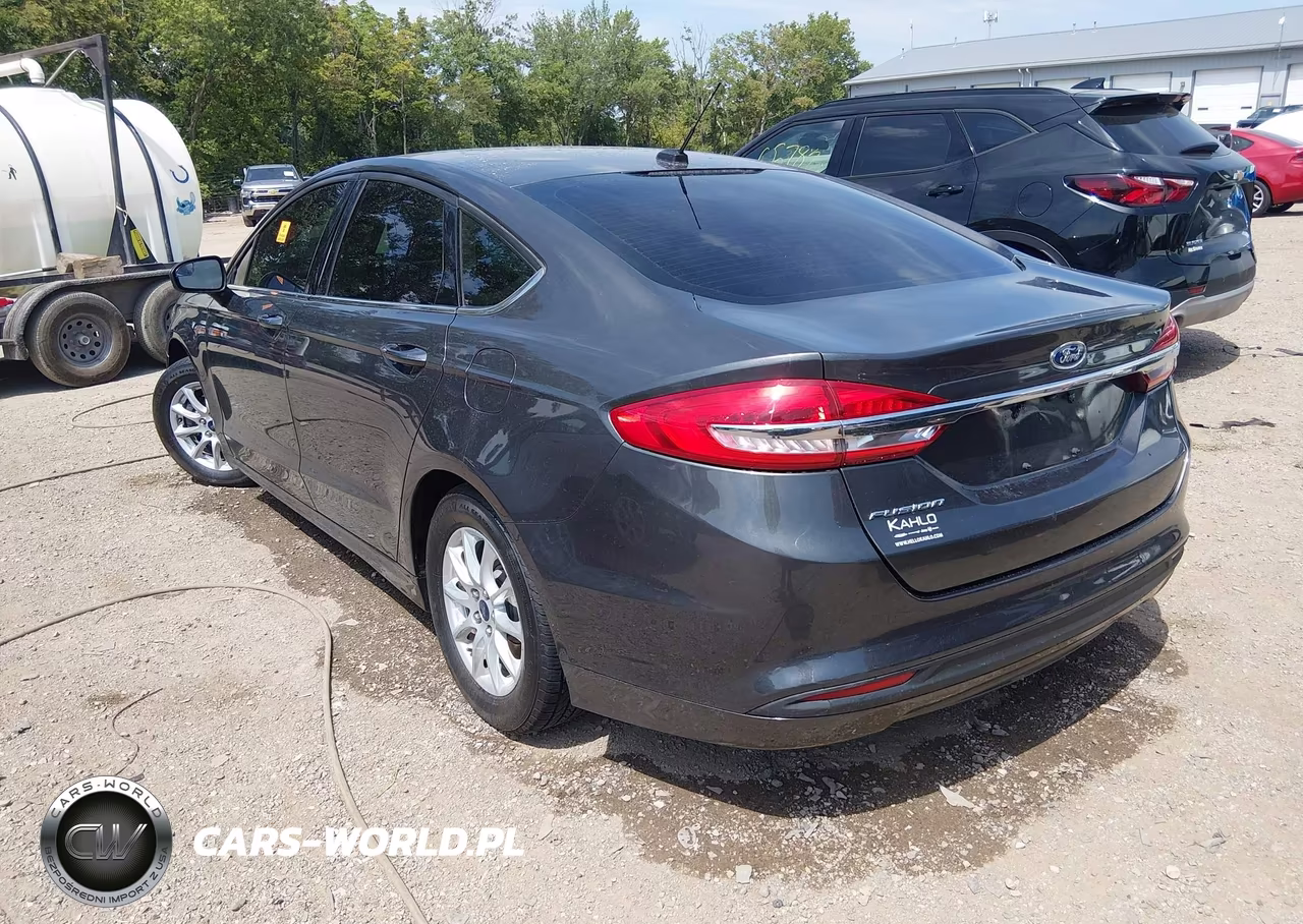 2017 Ford Fusion S VIN:3FA6P0G72HR162464 - 3