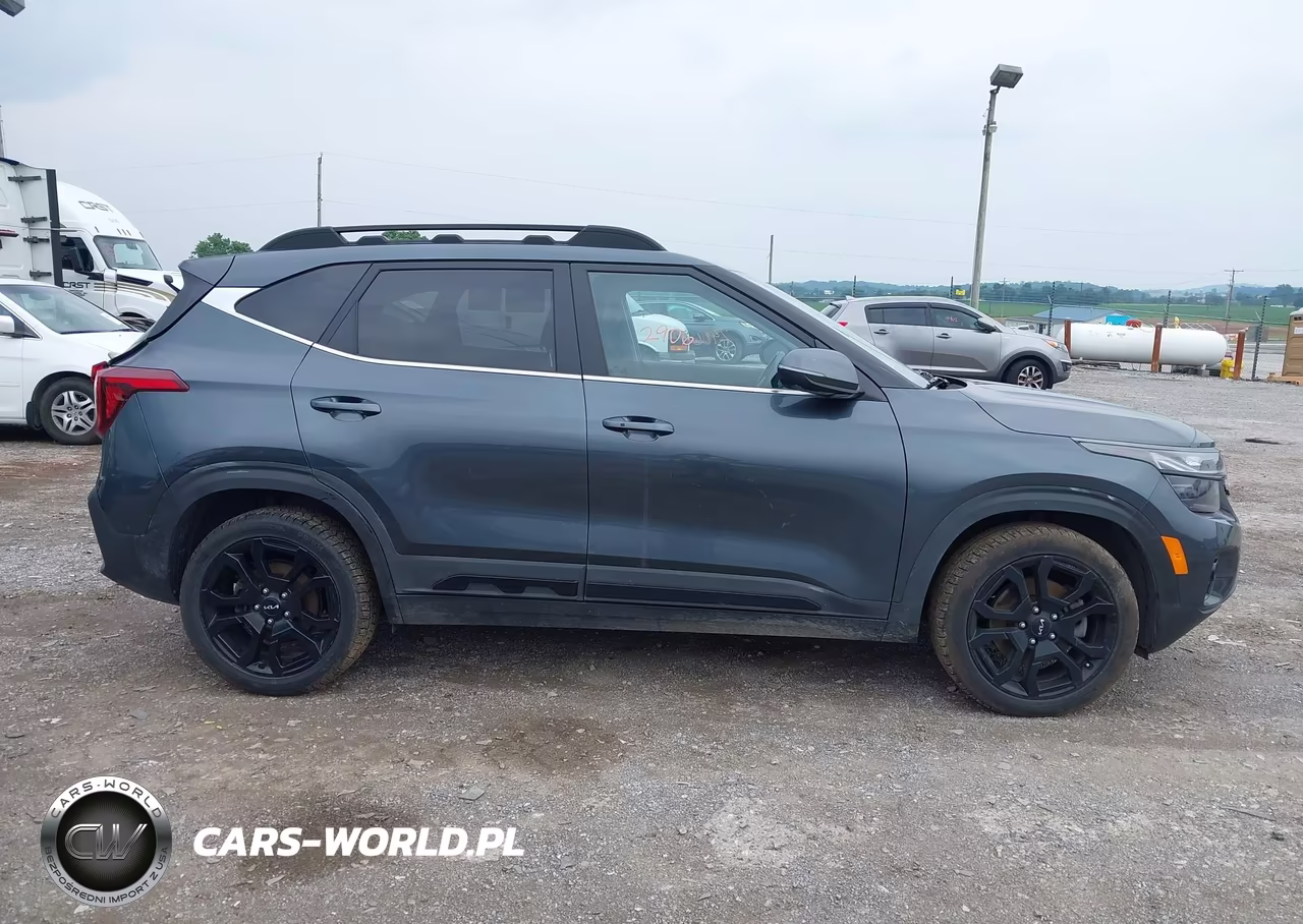 2024 Kia Seltos X-Line VIN:KNDEUCA76R7477351 - 13