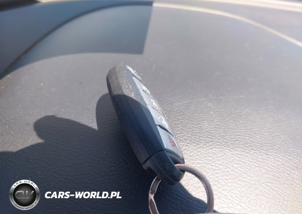 2018 Nissan Kicks Sr VIN:3N1CP5CU4JL537062 - 11