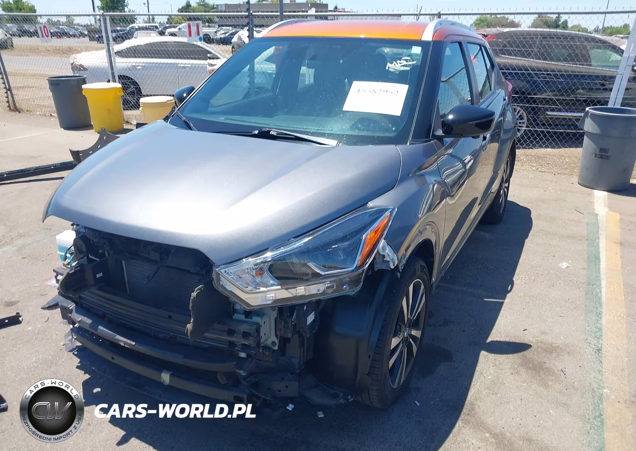 2018 Nissan Kicks Sr VIN:3N1CP5CU4JL537062 - 2