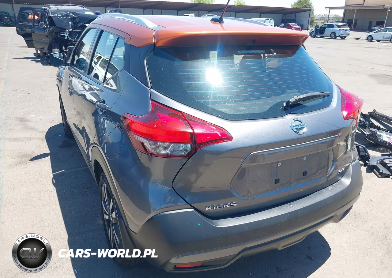 2018 Nissan Kicks Sr VIN:3N1CP5CU4JL537062 - 3