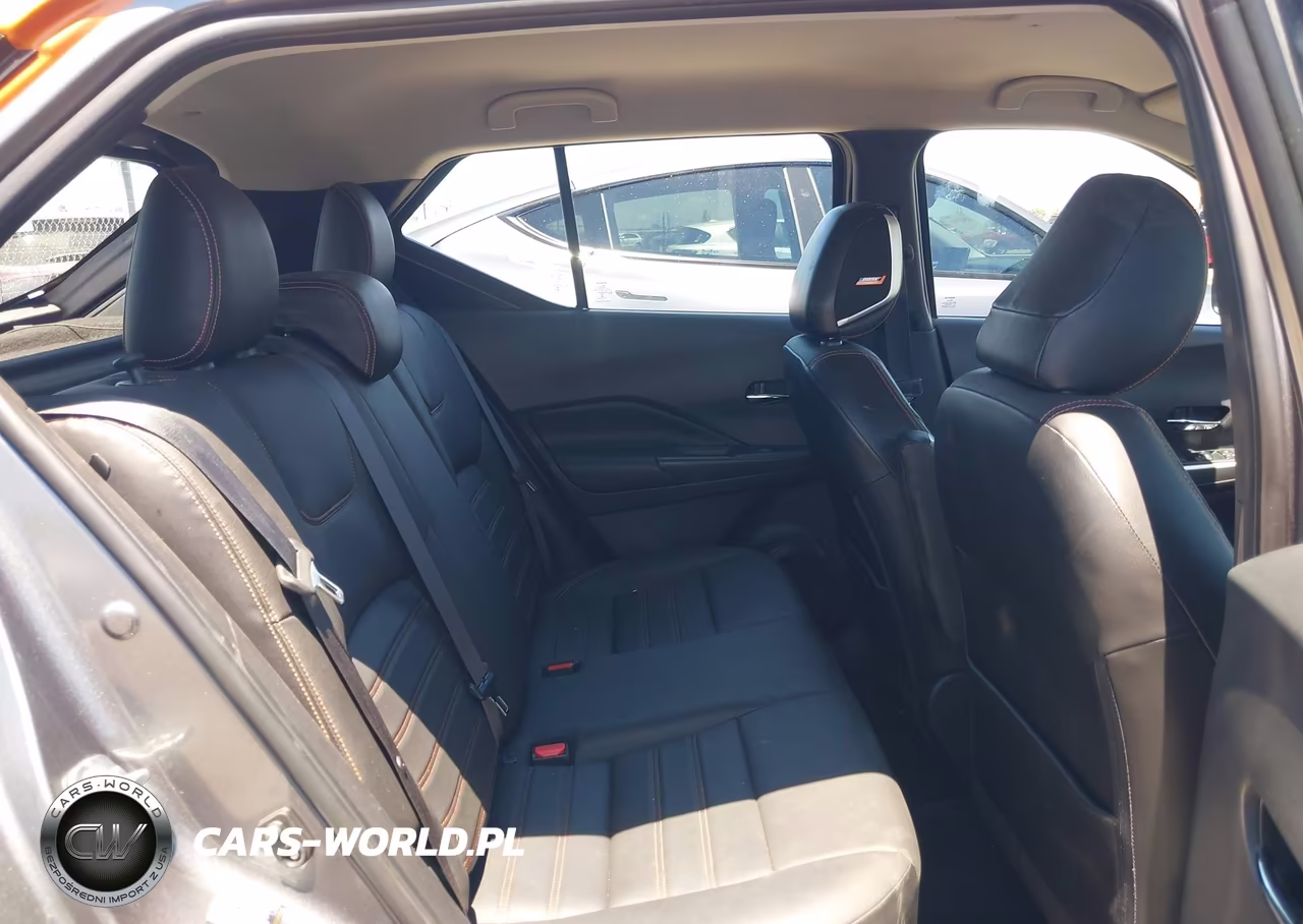 2018 Nissan Kicks Sr VIN:3N1CP5CU4JL537062 - 8