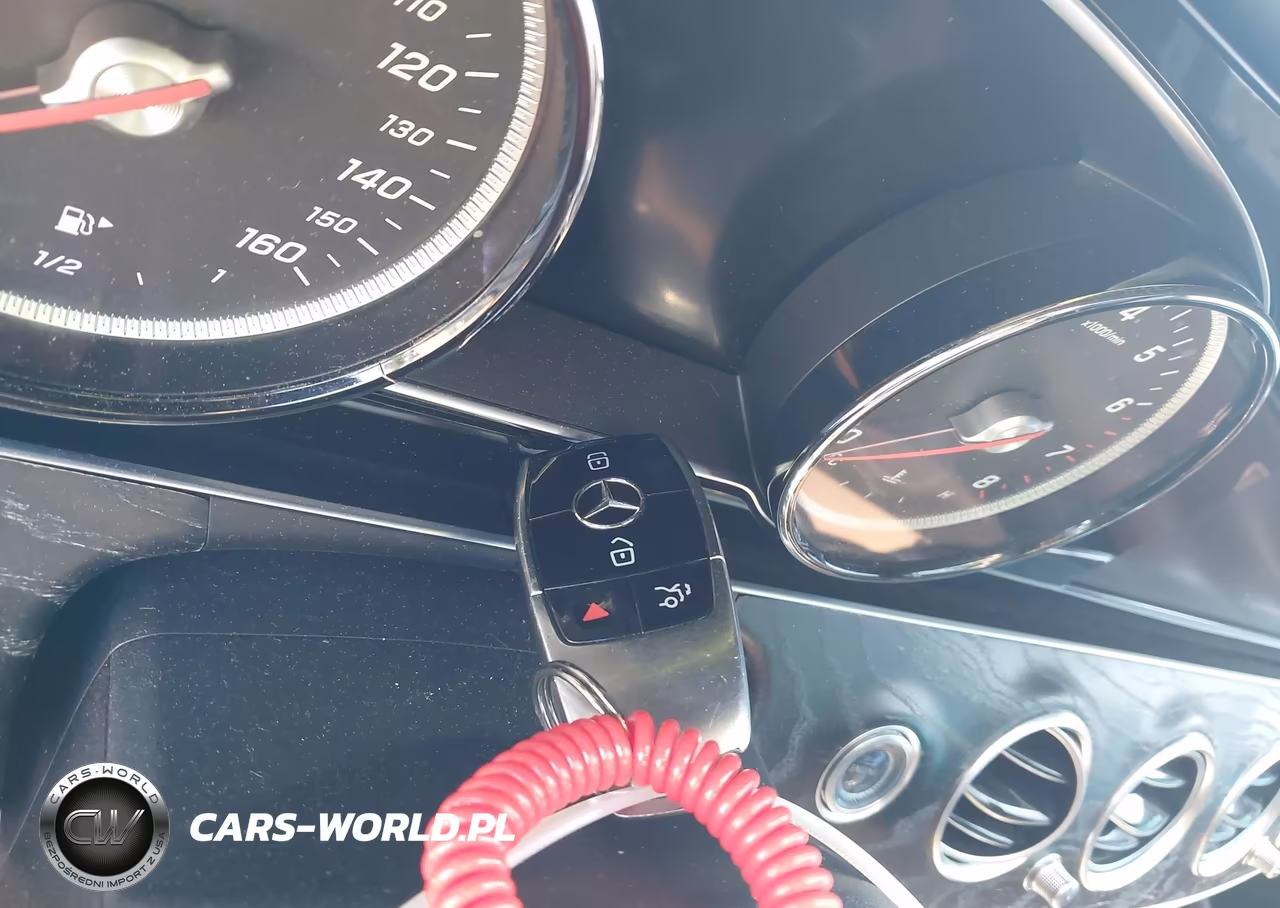 2017 Mercedes-Benz E 300 4Matic VIN:WDDZF4KB1HA154191 - 11