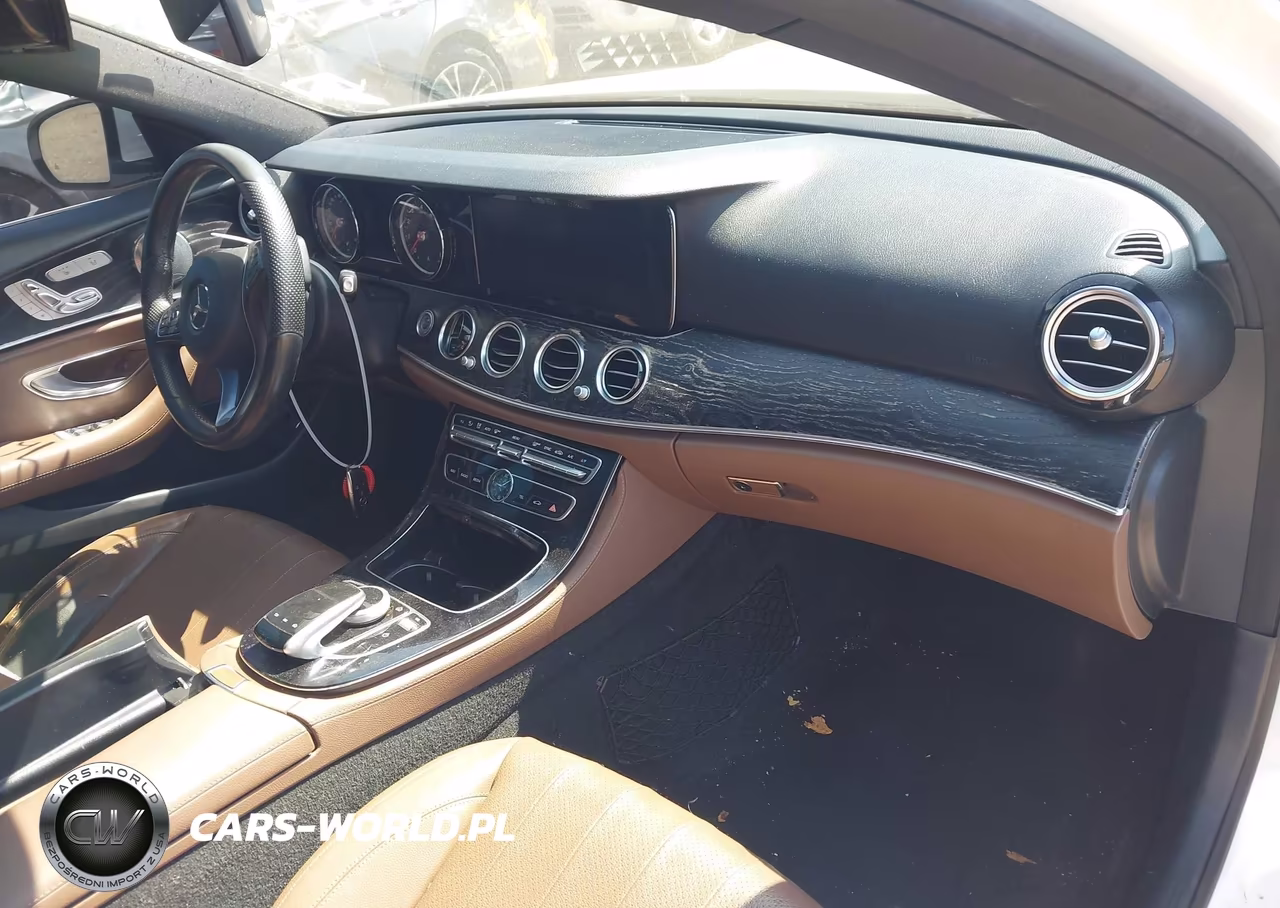 2017 Mercedes-Benz E 300 4Matic VIN:WDDZF4KB1HA154191 - 5
