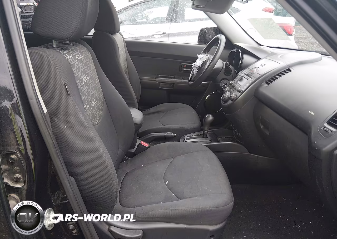 2010 Kia Soul + VIN:KNDJT2A20A7700195 - 5