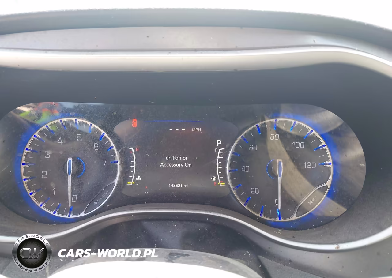 2022 Chrysler Pacifica Touring L VIN:2C4RC1BG6NR182704 - 7