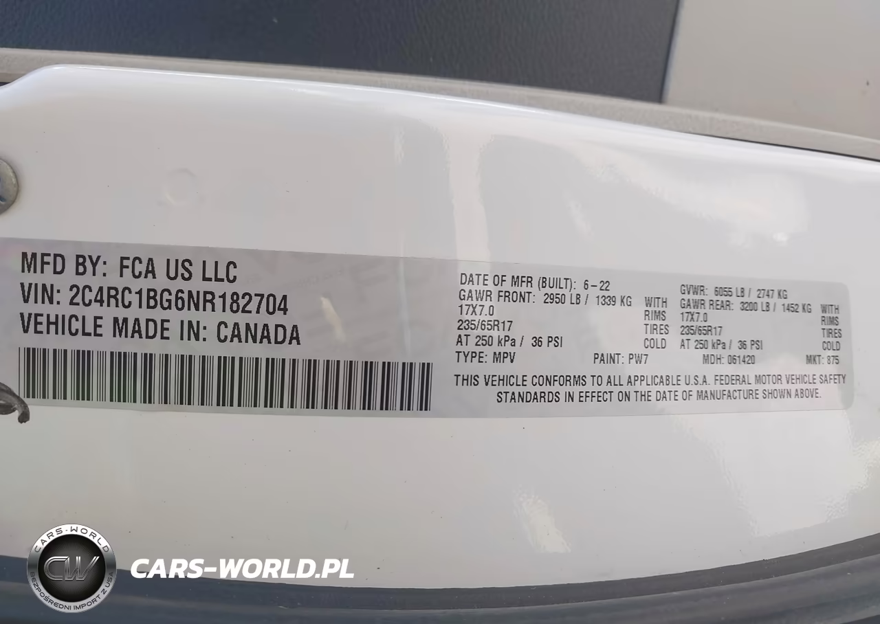2022 Chrysler Pacifica Touring L VIN:2C4RC1BG6NR182704 - 9