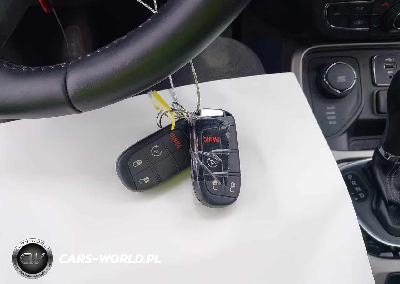 2020 Jeep Compass High Altitude 4X4 VIN:3C4NJDCBXLT242759 - 11