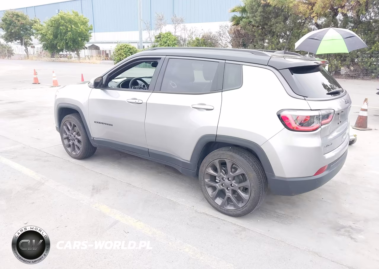 2020 Jeep Compass High Altitude 4X4 VIN:3C4NJDCBXLT242759 - 3
