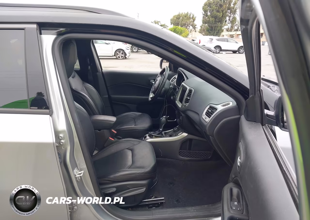 2020 Jeep Compass High Altitude 4X4 VIN:3C4NJDCBXLT242759 - 5