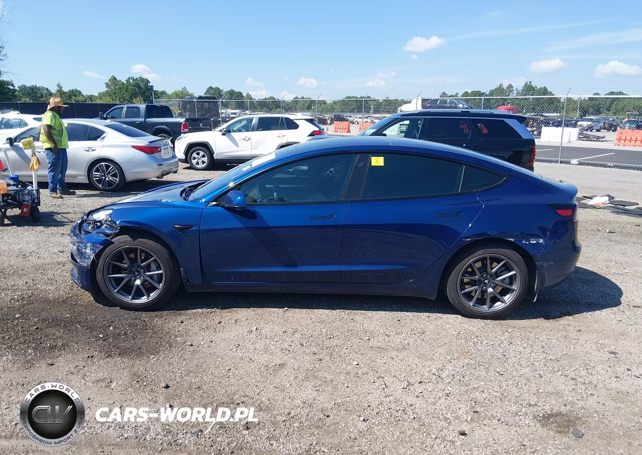 2023 Tesla Model 3 Rear-Wheel Drive VIN:5YJ3E1EAXPF609212 - 13