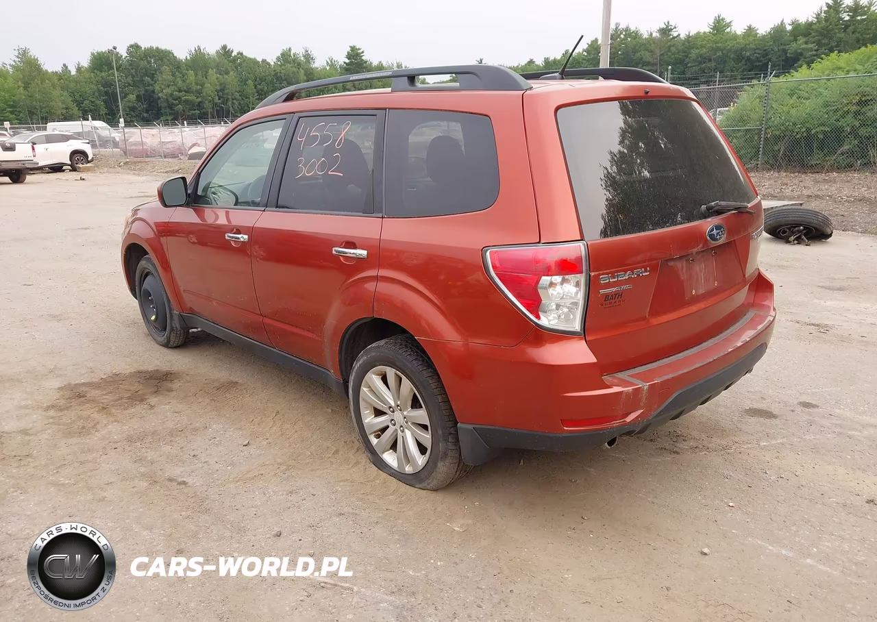 2011 Subaru Forester 2.5X Premium VIN:JF2SHADC0BH750550 - 3
