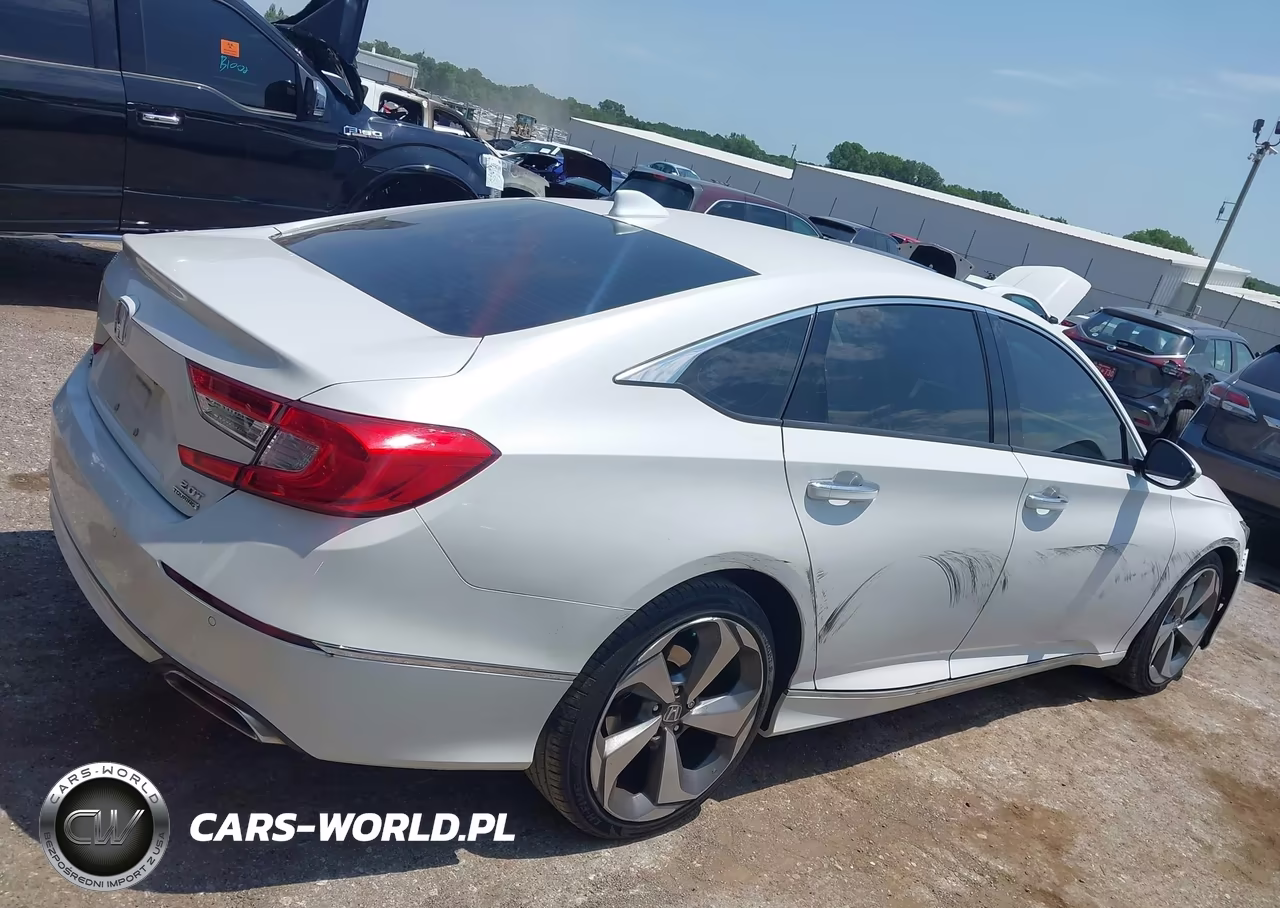 2019 Honda Accord Touring 2.0T VIN:1HGCV2F9XKA034560 - 13