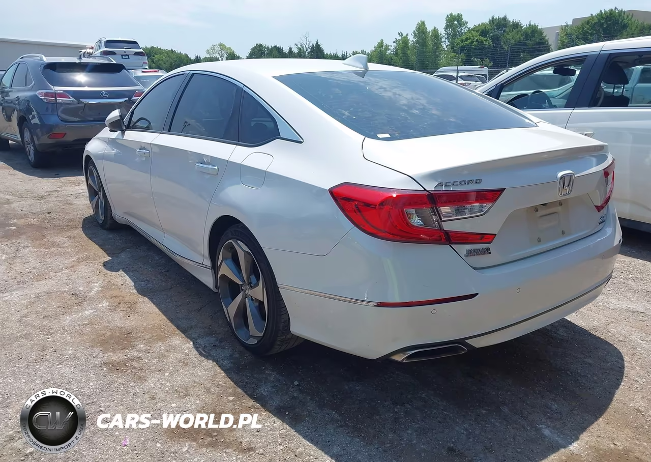 2019 Honda Accord Touring 2.0T VIN:1HGCV2F9XKA034560 - 3