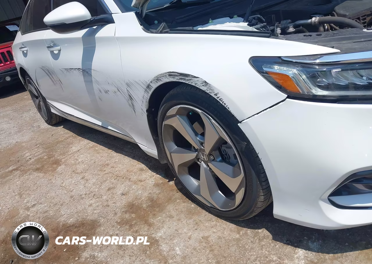 2019 Honda Accord Touring 2.0T VIN:1HGCV2F9XKA034560 - 6