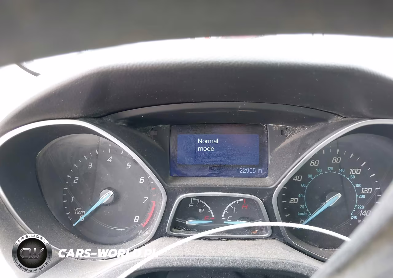 2012 Ford Focus Se VIN:1FAHP3F24CL471036 - 7