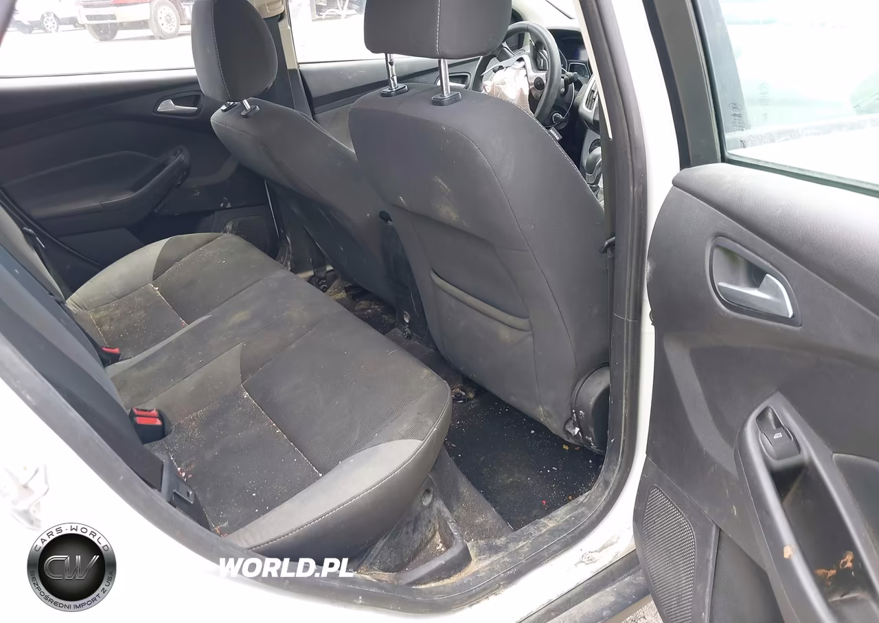 2012 Ford Focus Se VIN:1FAHP3F24CL471036 - 8