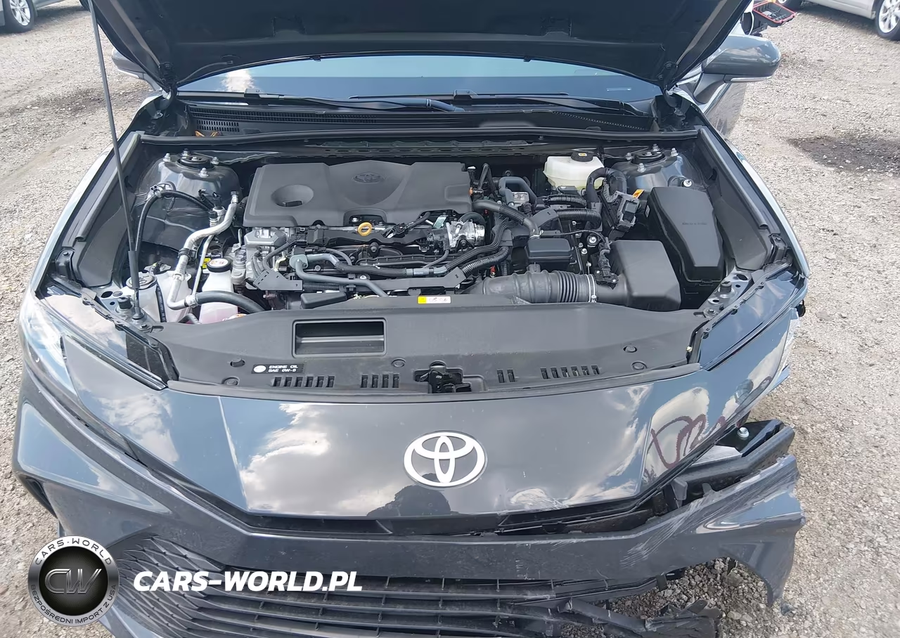 2026 Toyota Camry Le VIN:4T1DAACK2TU703979 - 10