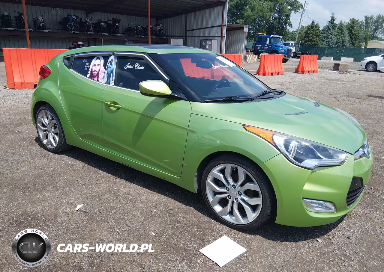 2012 Hyundai Veloster Base W-Black
