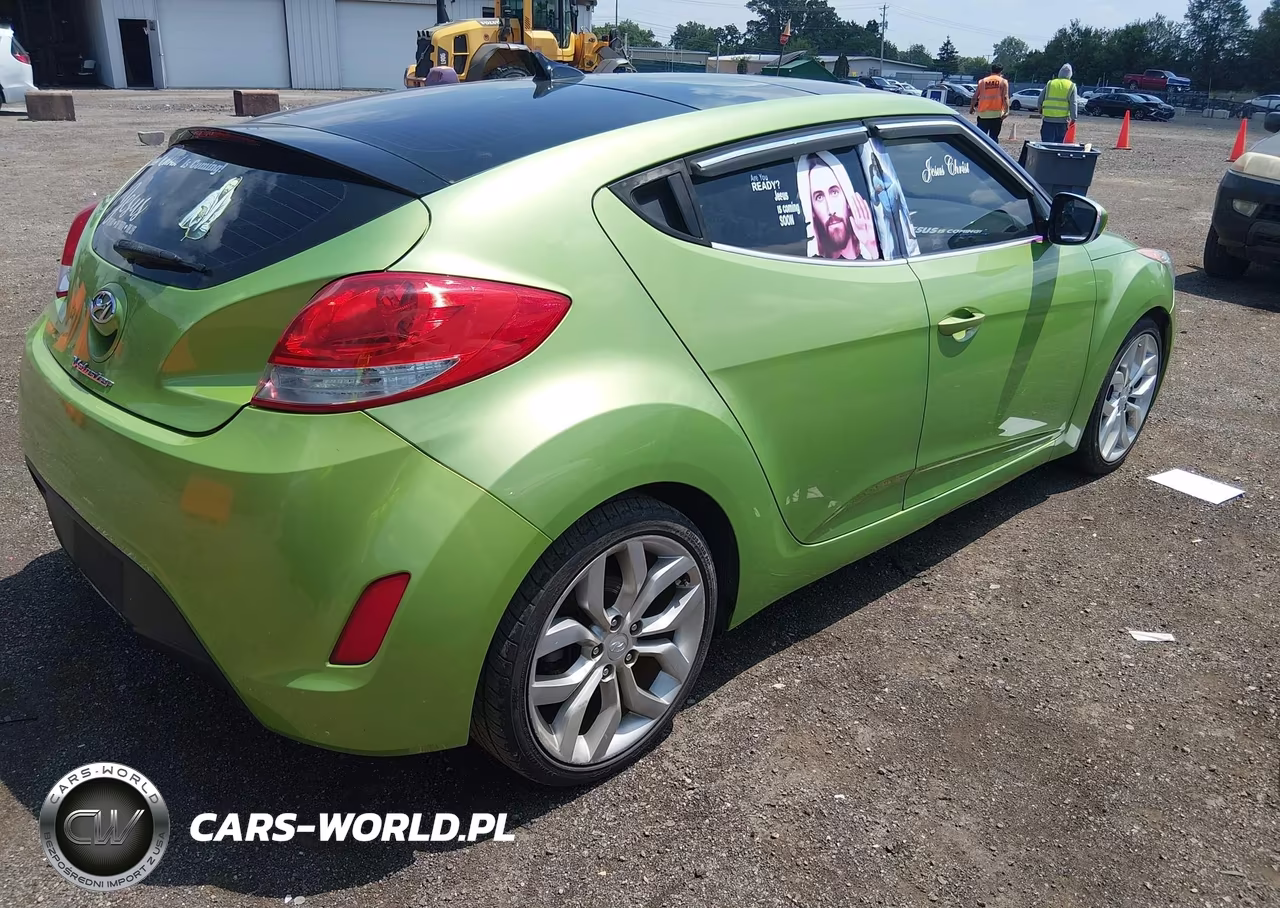 2012 Hyundai Veloster Base W-Black VIN:KMHTC6AD3CU066267 - 4