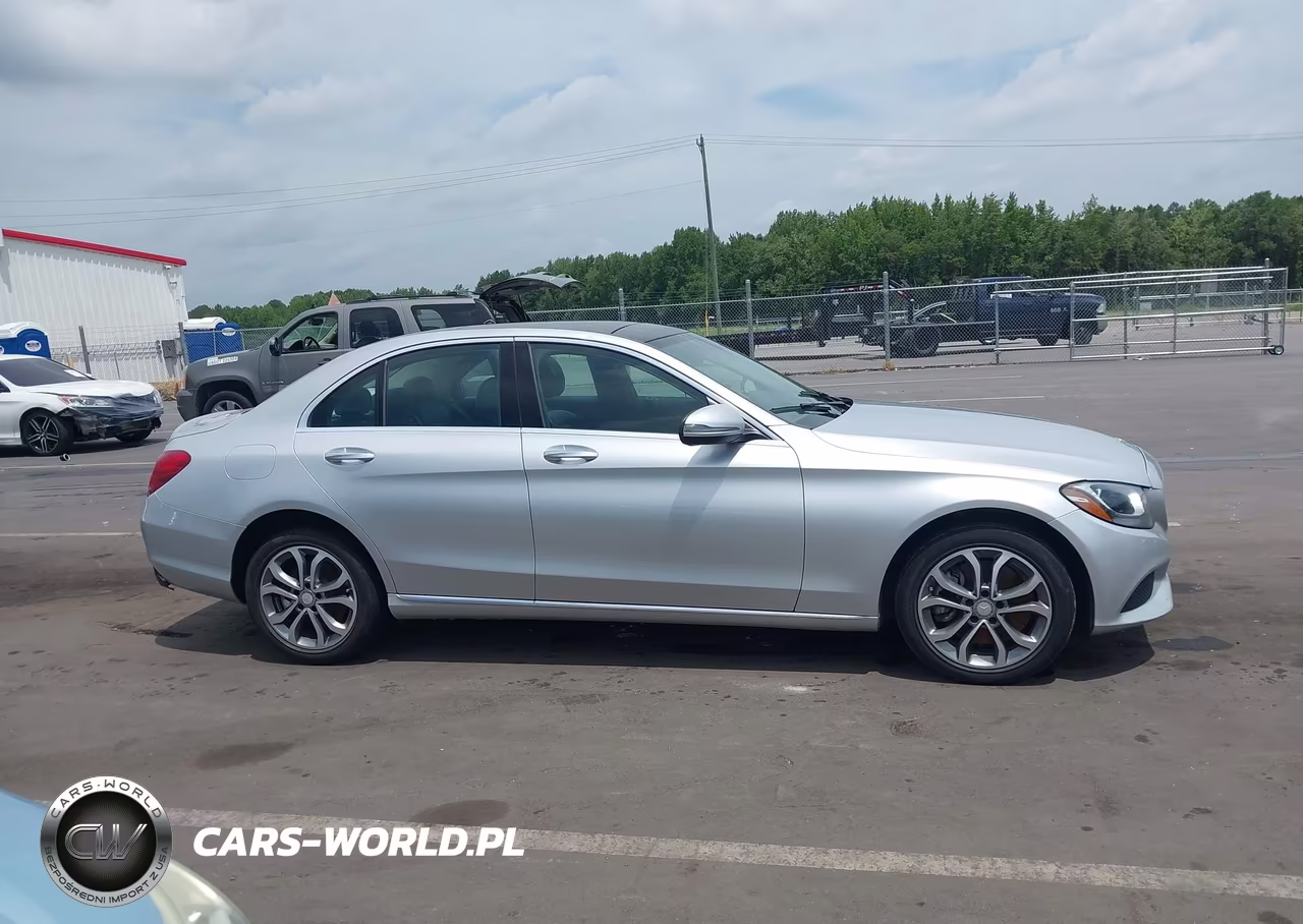 2017 Mercedes-Benz C 300 4Matic VIN:55SWF4KB5HU181509 - 13