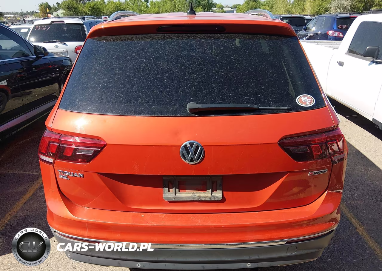 2019 Volkswagen Tiguan 2.0T Se-2.0T Sel-2.0T Sel R-Line-2.0T Sel R-Line Black VIN:3VV2B7AXXKM046184 - 16