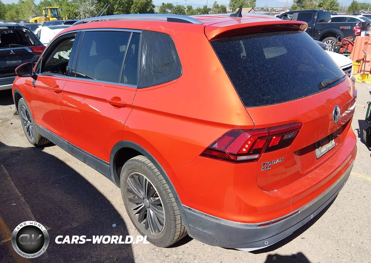 2019 Volkswagen Tiguan 2.0T Se-2.0T Sel-2.0T Sel R-Line-2.0T Sel R-Line Black VIN:3VV2B7AXXKM046184 - 3