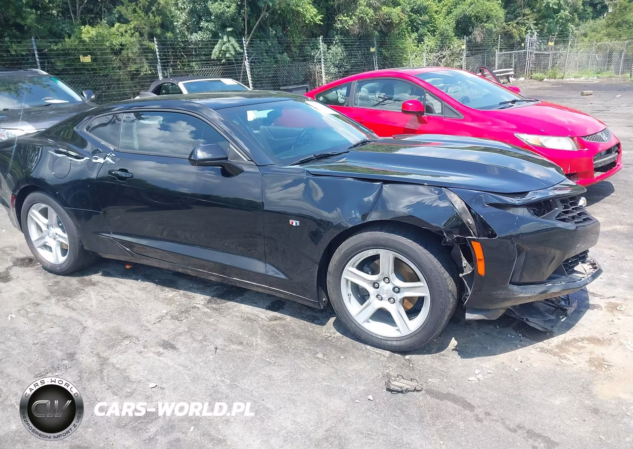 2019 Chevrolet Camaro 1Lt – zdjęcie 1 z 17