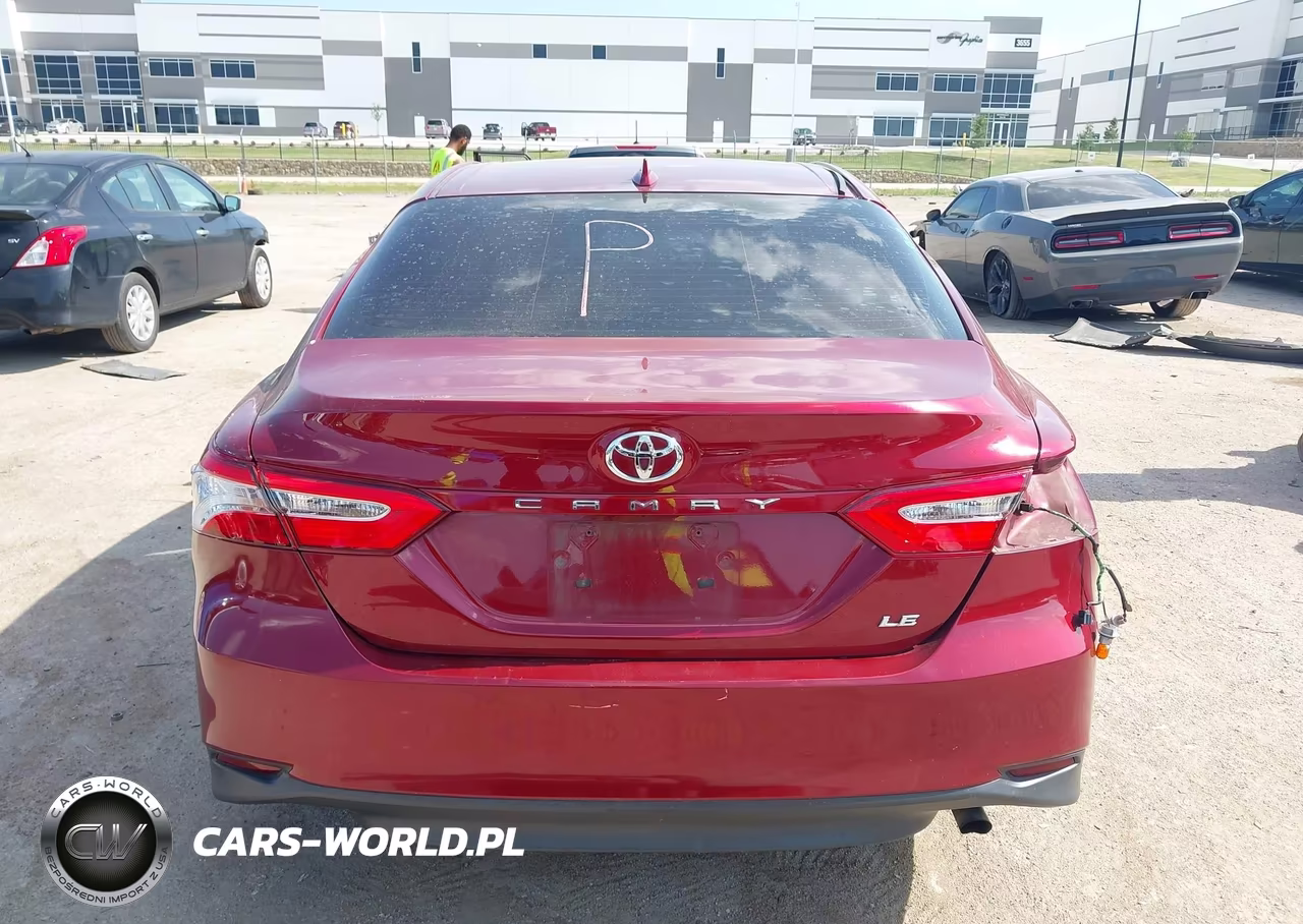 2020 Toyota Camry Le VIN:4T1C11AK8LU341476 - 16