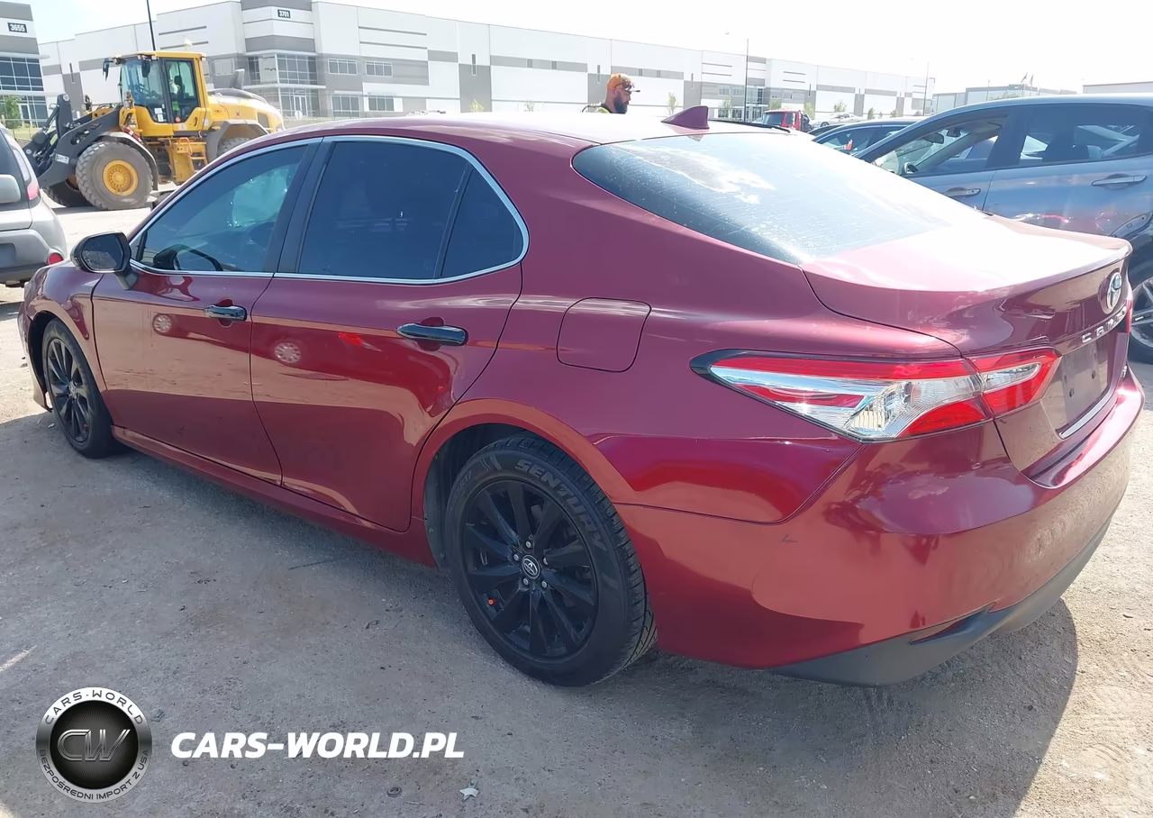 2020 Toyota Camry Le VIN:4T1C11AK8LU341476 - 3