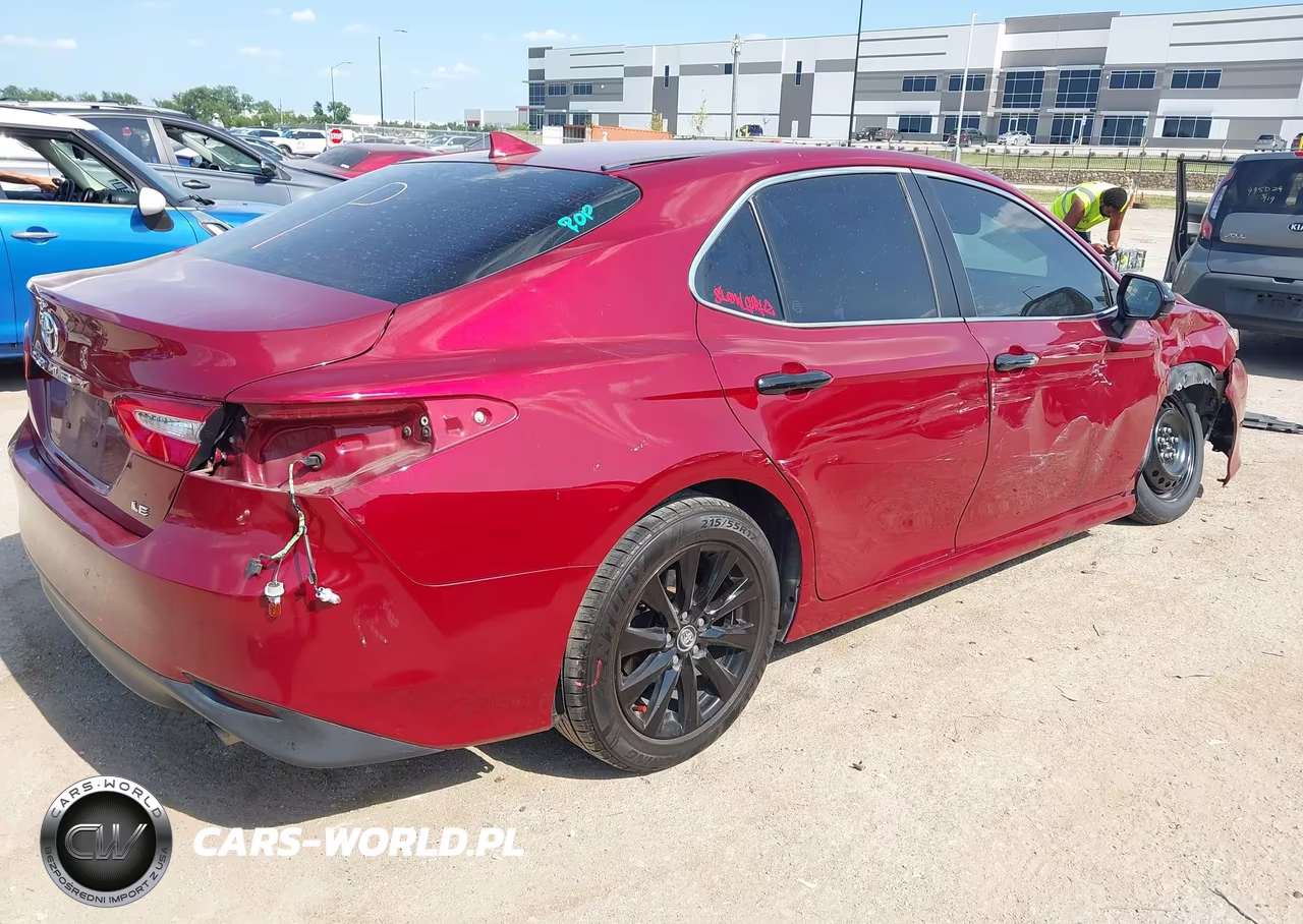 2020 Toyota Camry Le VIN:4T1C11AK8LU341476 - 4