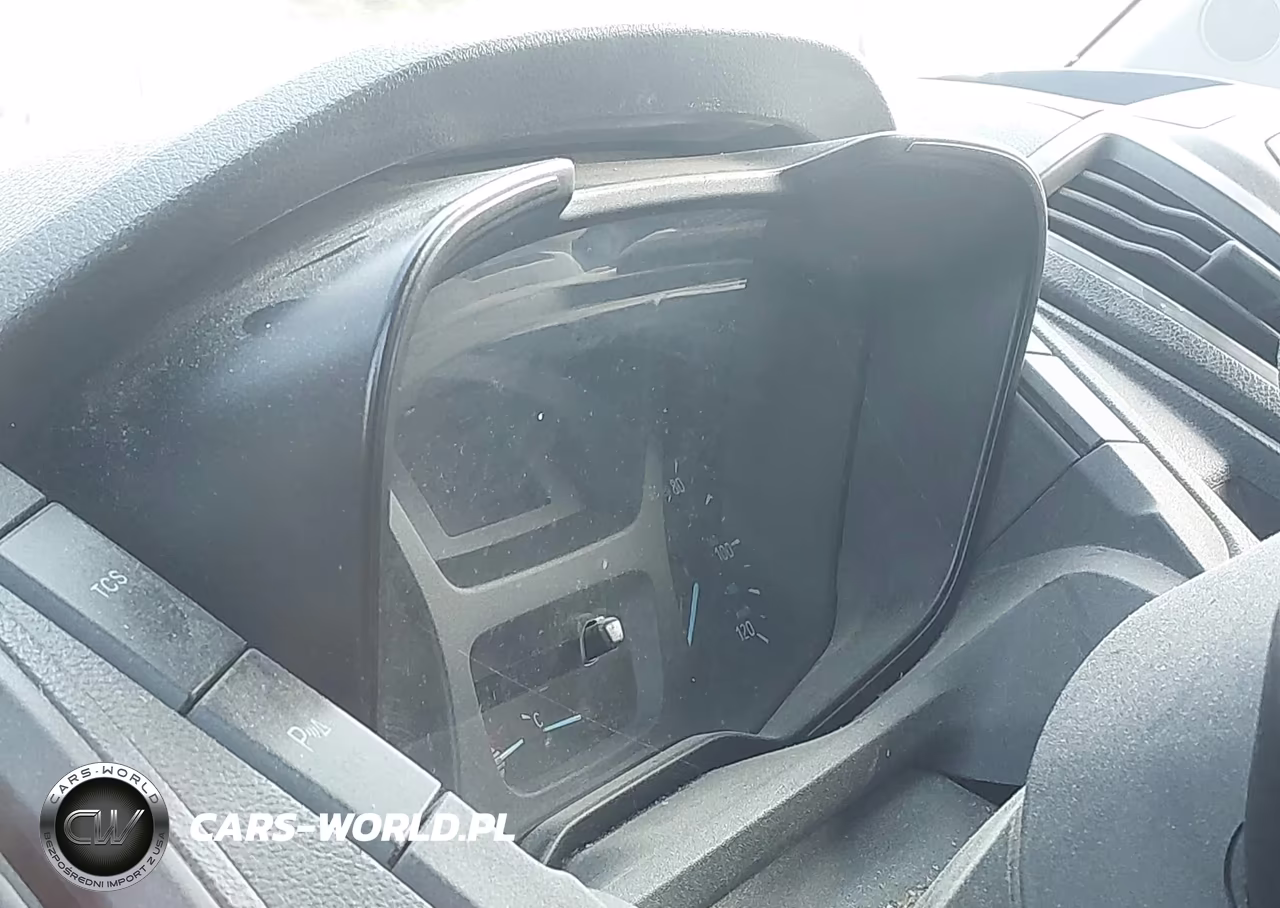 2015 Ford Transit-150 VIN:1FTNE1ZM3FKB24408 - 14
